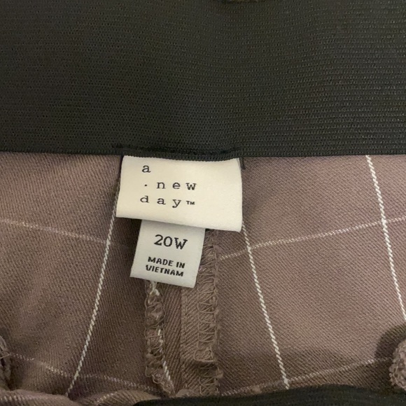 Women’s Work Pants - Picture 4 of 5